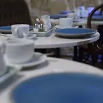 陋居旅馆 2*