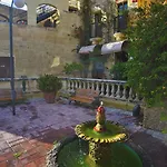 陋居旅馆 招待所 2*