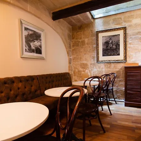 The Burrow Tarxien