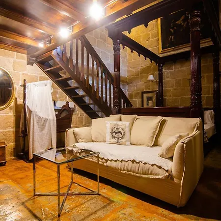 Guest house The Burrow Guest House 2*