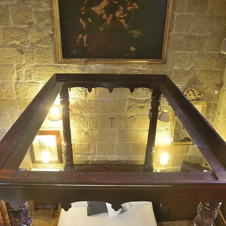 בית הארחה The Burrow Tarxien