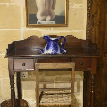 陋居旅馆 2* Tarxien