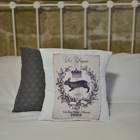 בית הארחה The Burrow Tarxien