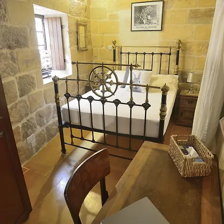 בית הארחה The Burrow 2*