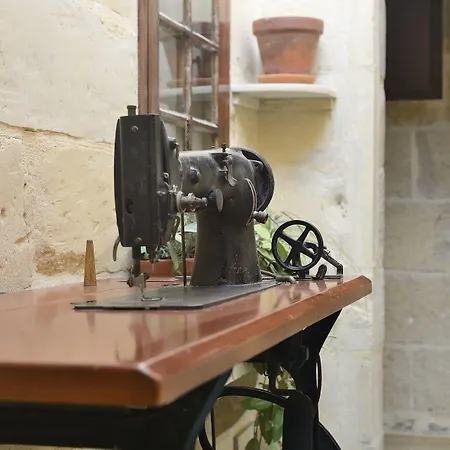 בית הארחה The Burrow 2*