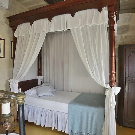陋居旅馆 2* Tarxien