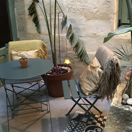 The Burrow Maison d'hôtes 2*