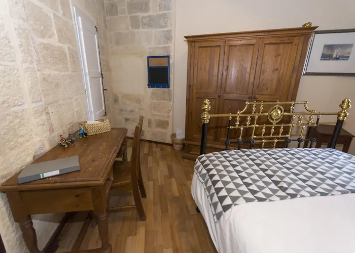 The Burrow Guest House Guest house