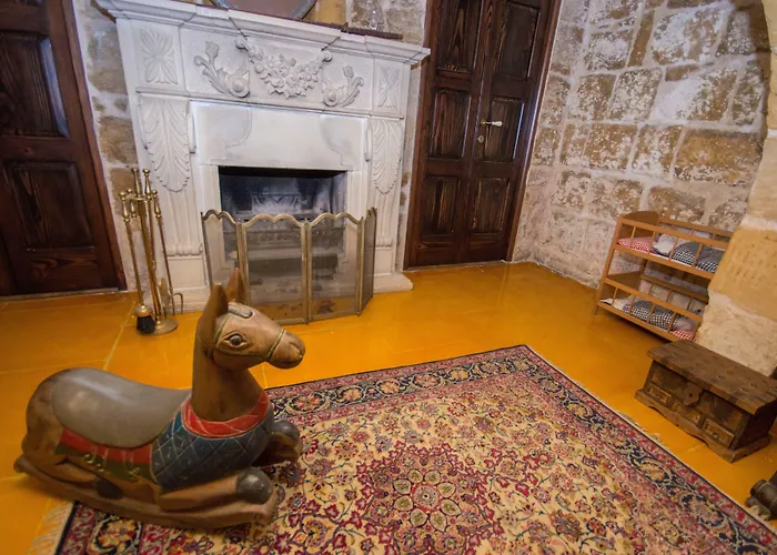 The Burrow Guest House Tarxien