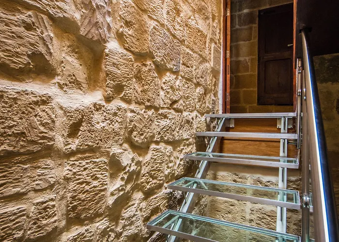 The Burrow Guest House 2* Tarxien