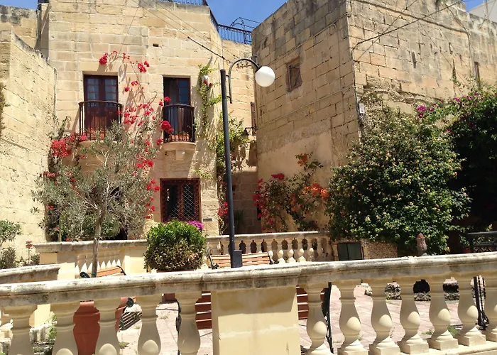 The Burrow Guest House Guest house 2*