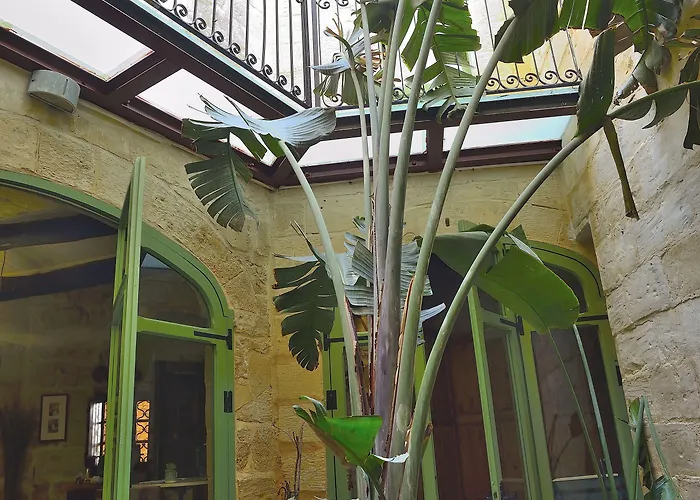 Guest house The Burrow Guest House Tarxien